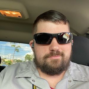 Meet your Posher, Travis